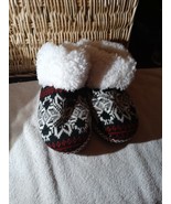 Muk Luks Women&#39;s Slippers Size 5-6 Black/Ivory - $732.71 MXN