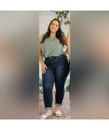 Judy Blue Maya High Rise Boyfriend Jeans Size 22W NEW - $980.67 MXN