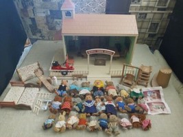 Vintage 1986 Calico Critters Sylvanian Maple Town School Play Set w/Original Box - £197.84 GBP