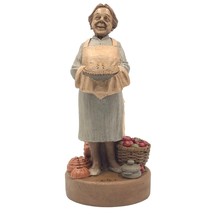 Tom Clark MAGGIE Signed Figurine #25 Apple Pie Maker Valley NC Recycle COA Gnome - £24.01 GBP
