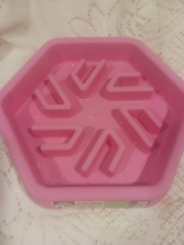 Top PawSlow Feeder Dog Bowl,  Puzzle Dog Food Bowl Slow down Eating Pink - $0.99