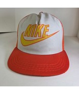 Vintage 1980s Nike Trucker Hat Orange White Mesh Snapback Big Swoosh Logo - $2,610.03 MXN