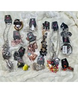 WHOLESALE LOT 16PC PAPARAZZI JEWELRY NECKLACE SETS BRACELETS - $29.65