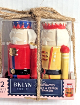 Bklyn Nutcracker Toy Soldier Salt &amp; Pepper Shakers Christmas Holiday Gif... - €16,40 EUR