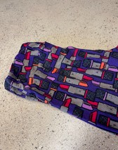 LuLaRoe TC Leggings - &quot;Lipstick &quot; CUTE! - Buttery Soft - Wide Waistband - £9.18 GBP