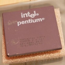 Intel Pentium 166 MHZ P166 x86 CPU Processor A80502166 - Tested &amp; Workin... - £18.41 GBP