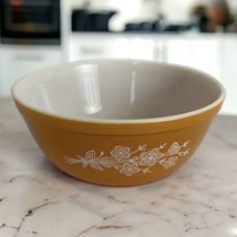 Vintage Pyrex butterfly gold mixing bowl 403 1970s Nesting Bowl 8.5&quot; Wide - £27.18 GBP