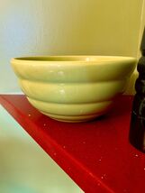 VTG 50s MCM  BAUER BEEHIVE GREEN #18 MIXING BOWL Ringwear  Green USA  8.5&quot; - $76.60 CAD
