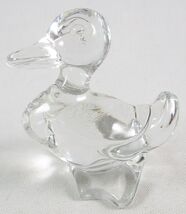 Pre-Owned Clear Glass Crystal Duck Figurine, About 3-3/4" Tall, Great Co... - $152.10 MXN Pre-Owned Clear Glass Crystal Duck Figurine, About 3-3/4" Tall, Great Co... - $152.10 MXN