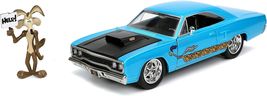 Hollywood Rides Looney Tunes 70 Plymouth Road Runner w/ Wile E Coyote 1/24 Scale image 4