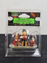 2011 Lemax Spooky Town Village Halloween Trick or Treat Dogs #12887 - $7.87