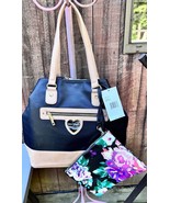 Betsey Johnson Trap Tote Bag Purse Black Floral W Zipper Pouch BB18330 - $147.89 CAD