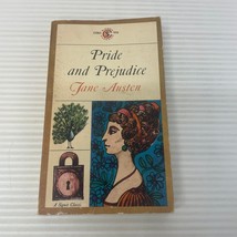 Pride And Prejudice Historical Romance Paperback Book by Jane Austen Signet 1961 - £11.00 GBP
