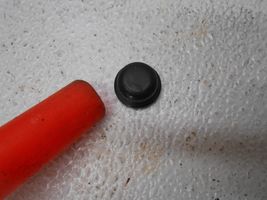 2004 GMC Yukon Windshield Wiper Arm Cap Nut Cover LH OR RH - $18.99