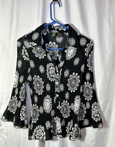 Sere Nade Woman&#39;s Sheer Pleated 3/4 Sleeve Stretchy Button Up Medium - $9.95