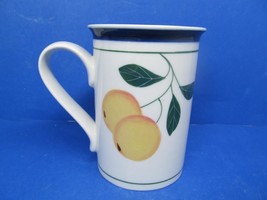 Dansk Berries Yellow Gooseberries On White 10 oz. Porcelain Mug VGC    2... - $19.00