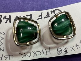 JEWELRY CUFF LINKS .75 X.75 BY HICKOK WITH GREEN STONES #2003 MADE IN USA - £2.32 GBP