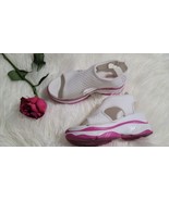 Women&#39;s bpc Selection Sandals SZ 8 White with Pink (38 EU) - $337.11 MXN