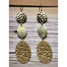 Vintage Dangle Earrings Gold Tone 3 Tiers Filagree Hammered Textured - £13.50 GBP