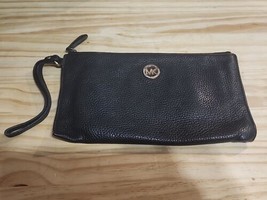 Women’s Michael Kors Leather Wristlet Black Purse Wallet Gold - £22.27 GBP
