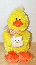 Heads &amp; Tales Gund plush  9&quot;  duck holding baby duckling yellow w/ orange feet  - £7.11 GBP
