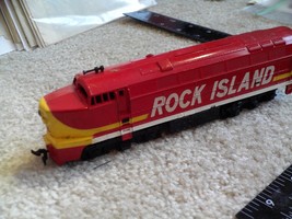 Vintage HO Scale Tyco Rock Island Shark Nose Diesel Locomotive 7.5&quot; Long - £30.96 GBP
