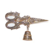 Gold Tone Ornate Sewing Scissor Snips &amp; Thimble Pin Crafter Seamstress T... - $184.10 MXN