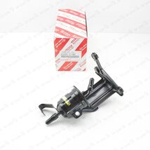 GENUINE TOYOTA PRADO FJ CRUISER 4RUNNER FUEL FILTER ASSY 23300-31160 - $71.57