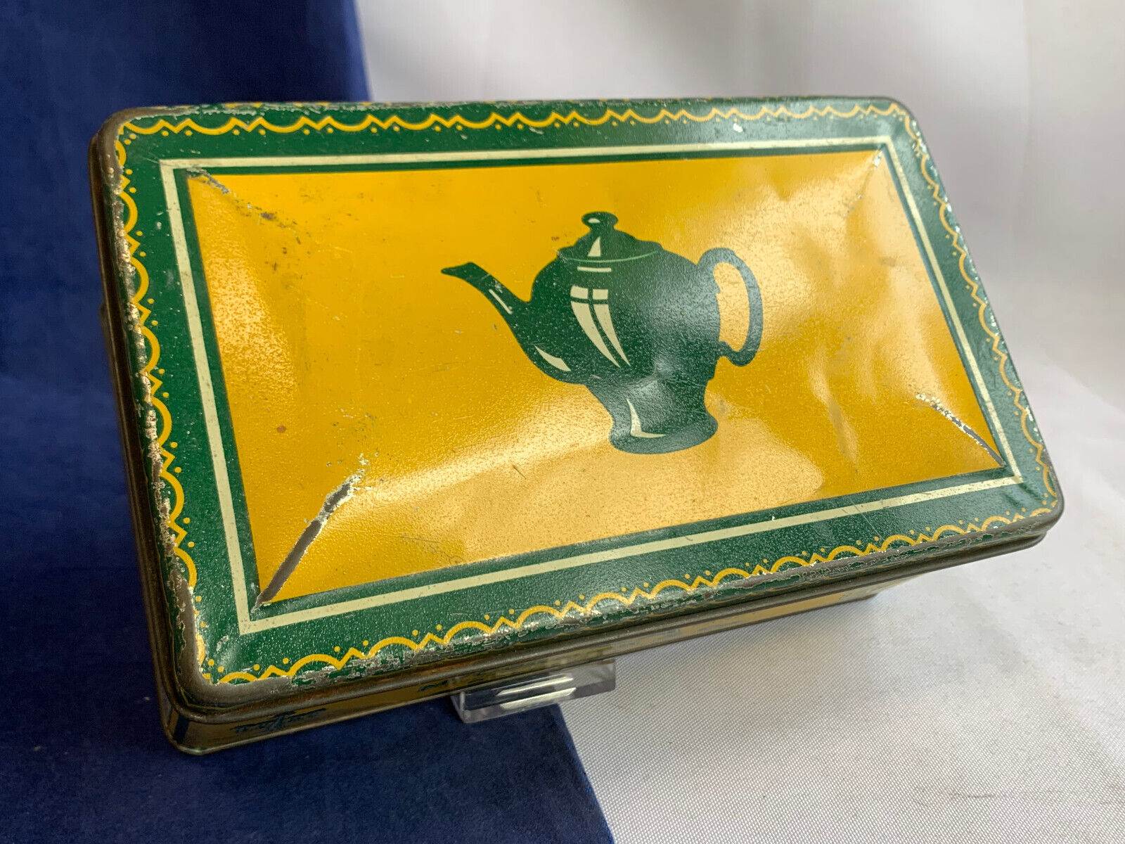 Vtg McCormick & Co BANQUET Orange Pekoe Extra Fancy Tea Tin Yellow & Green - £38.89 GBP