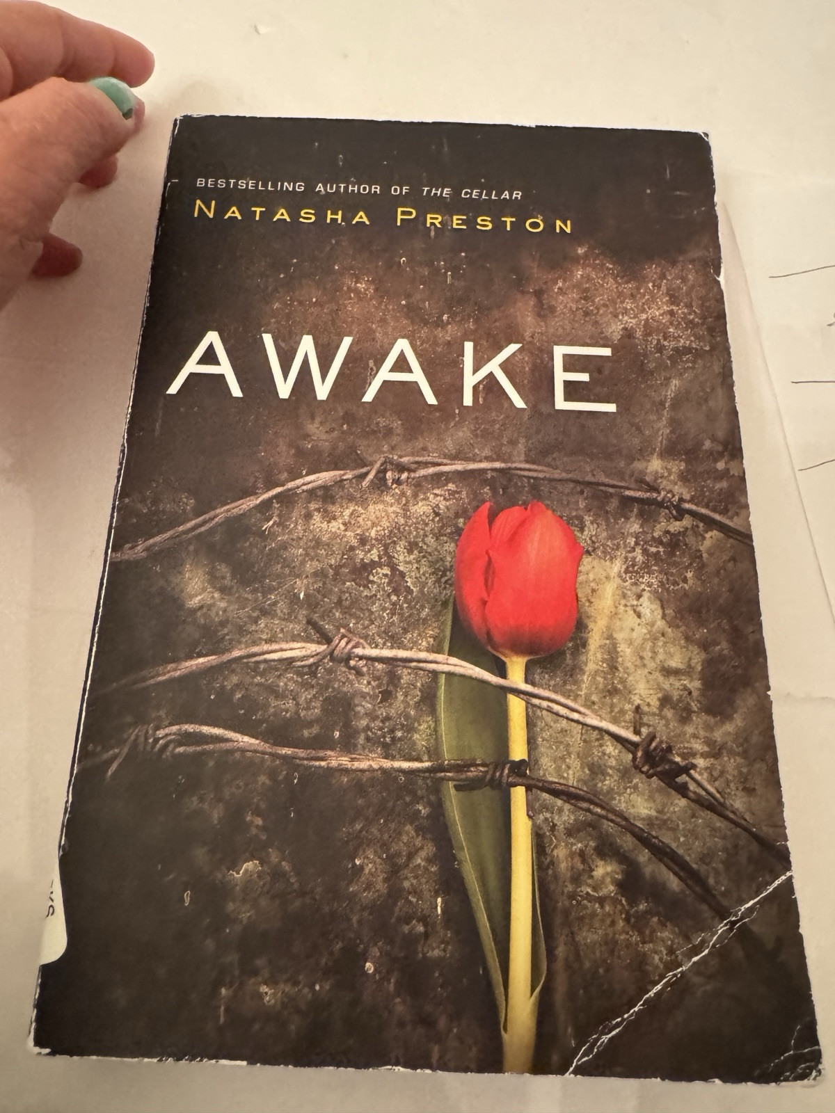 Awake : A Surprising and Chilling Thriller by Natasha Preston (2015, Tra... - $3.96