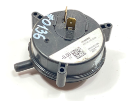 York Furnace Air Pressure Switch 106680 9371VO-HS-0068 -0.50 PF used #O136 - $298.24 MXN