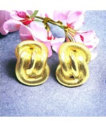 Vintage Texture Gold Tone Clip On Earrings - £30.46 GBP