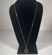 Avon Pendant Necklace 16&quot; Gold Tone And Purple Glass - £8.77 GBP