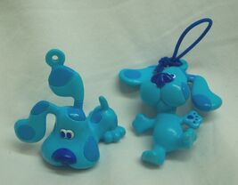 Vintage 1999 BLUE&#39;S CLUE DOG 3&quot; PLASTIC PVC CHRISTMAS ORNAMENTS Set of 2... - $340.04 MXN