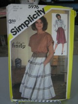 Simplicity 5976 Misses Front Wrap Skirt Pattern - Size 14 Waist 28 - $14.67