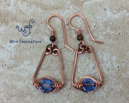 Handmade copper earrings: harringbone wire wrapped medium blue crystal eyes - £21.17 GBP