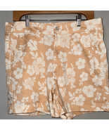 JACHS Girlfriend Beige Floral Women&#39;s Shorts - $216.41 MXN