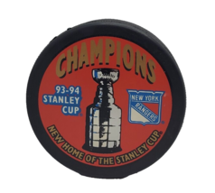 New York Rangers 1993-94 Hockey Puck Stanley Cup Champions In Glas Co - £16.10 GBP