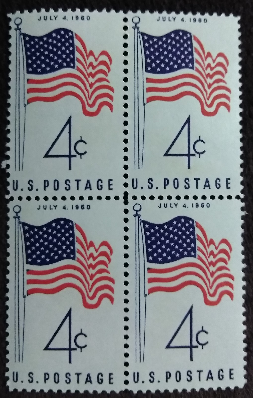 Four Unused 1960 U.S. Postage Stamps 50 Stars Flag - £1.52 GBP