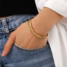 18K Gold-Plated Curb Chain Bracelet - £10.97 GBP