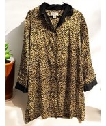 CABERNET Leopard  Animal Print Silky Button Down Nightgown Size M Nights... - $25.45 CAD