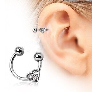 HORSESHOE CARTILAGE EARRING WITH GEMMED HEART