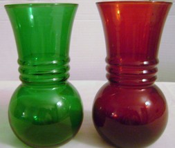 Vintage Anchor Hocking Red &amp; Green Flower Vases - $12.00
