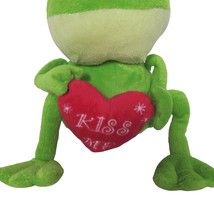 Animal Adventure Valentine Green Frog Kiss Me Heart Stuffed Animal 2013 9.5&quot; - £21.36 GBP
