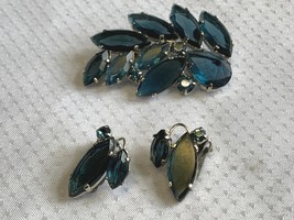 Vtg Brooch &amp; Earring Set High Fashion Costume Jewelry Navy Blue Stones P... - £31.15 GBP