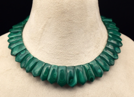 Natural Green Malachite Flat Cut 628 Ct Fine Gemstone Semi Precious Necklace - $679.25