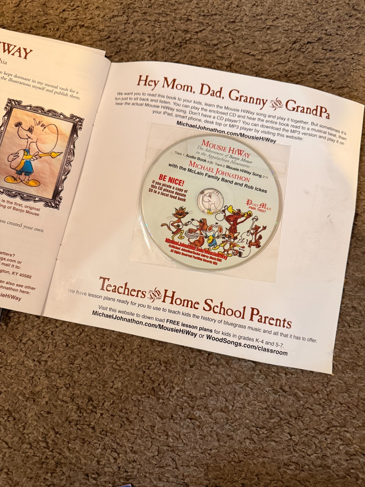 RARE Michael Johnathon Children's Book Mousie HiWAY Banjo Mouse Folksinger w/ CD Item image 3