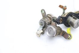 00-05 TOYOTA CELICA M/T IGNITION SWITCH W/ LOCK CYLINDERS & KEY E2310 image 2