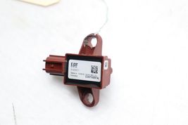 14-17 FIAT 500L SENSOR 51925571 E3596 image 2