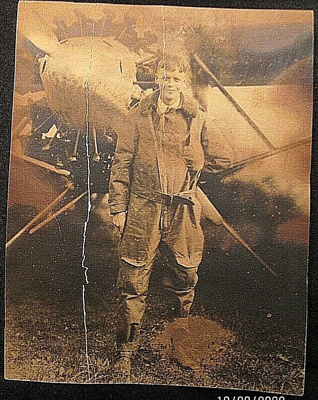 Primary image for CHARLES LINDBERGH{ RARE EARLY VINTAGE PHOTO) SELDOM SEEN PHOTO (CLASSSIC)